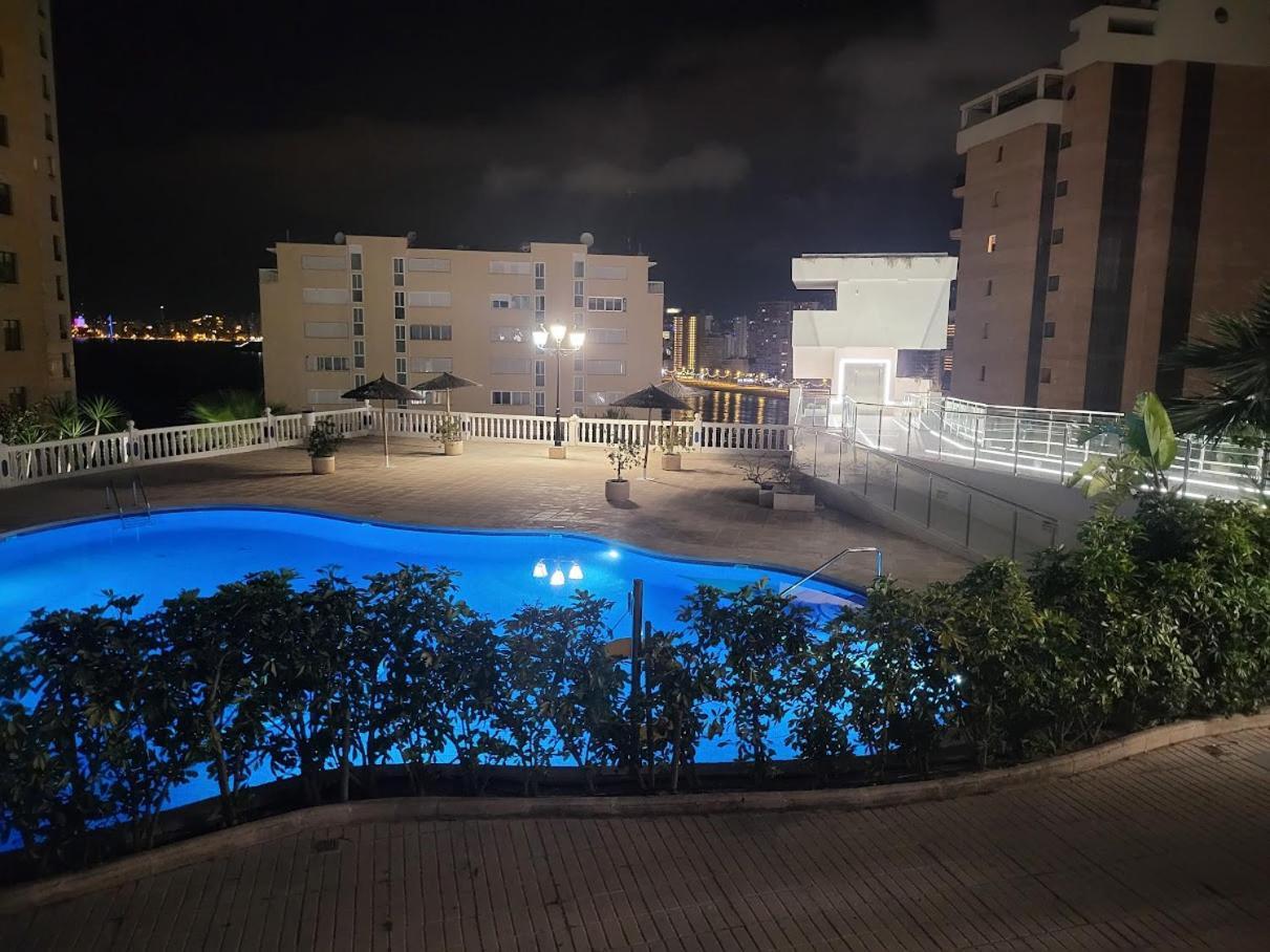 Trinisol II Private Apartments With Sea View Benidorm Eksteriør bilde