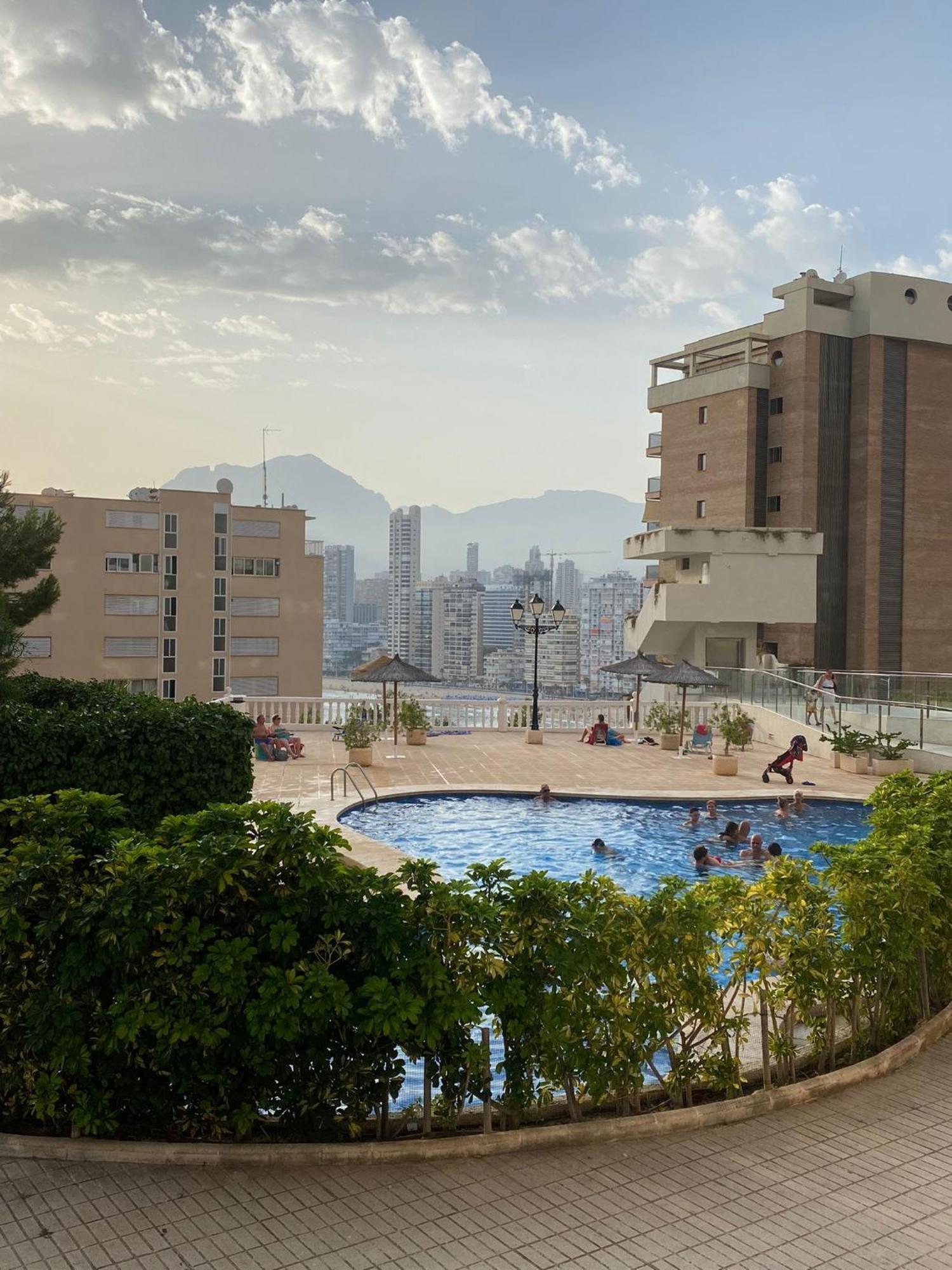 Trinisol II Private Apartments With Sea View Benidorm Eksteriør bilde