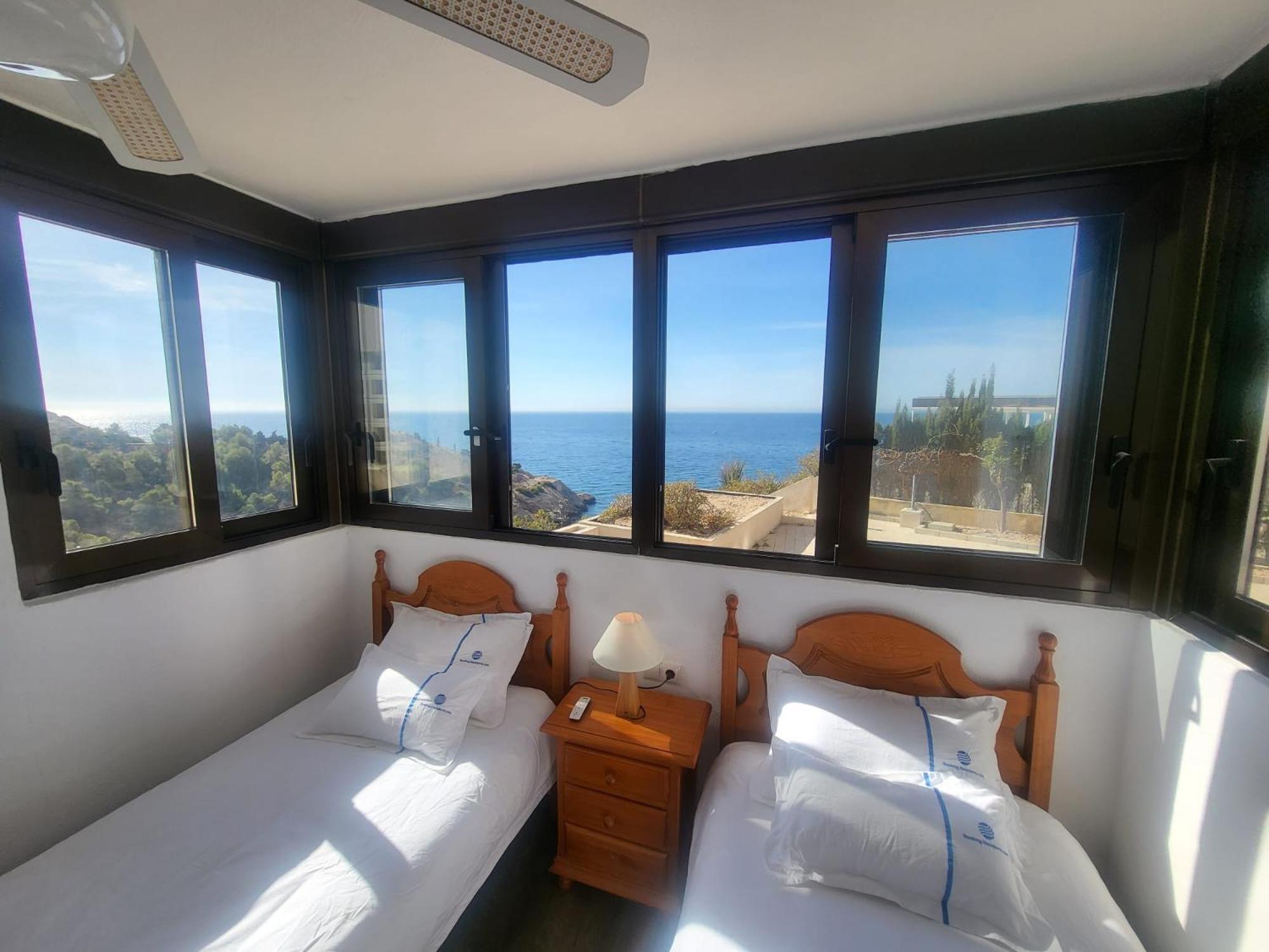 Trinisol II Private Apartments With Sea View Benidorm Eksteriør bilde
